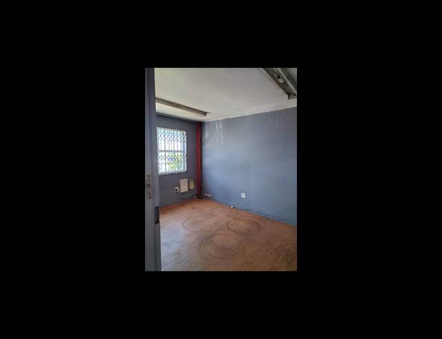 249M² STORAGE UNIT TO LET IN SPRINGFIELD PARK